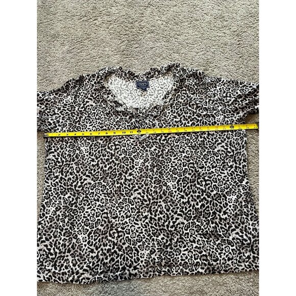 Chaps Classics Womens Leopard Print Ruffled Top Size 3X 100% Cotton Animal Soft - Picture 3 of 7